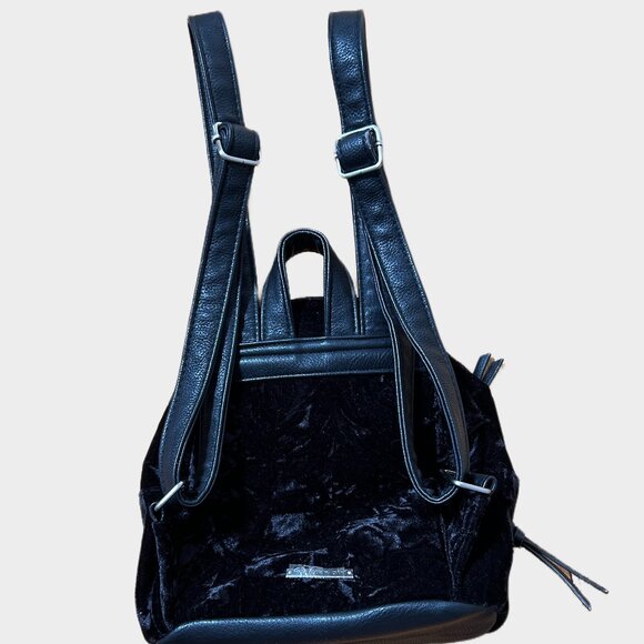 STEVE MADDEN GIRLS BLACK FAUX VELVET MINI STUDDED BACKPACK - Picture 13 of 14